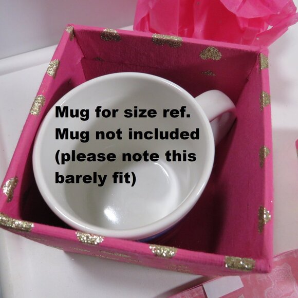 Warm Pink with Gold Hearts High Quality Gift or storage Box - Picture 7 of 9